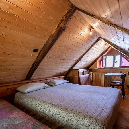 Degli Orsi By Interhome בקתה